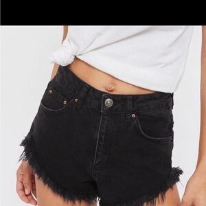 Women’s Topshop Moto Kiri Black‎ Frayed Cutoff Denim Shorts US Size 4